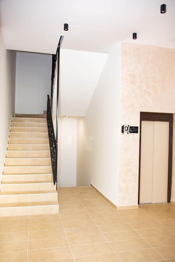 Laura Apartment Újvidék Kültér fotó